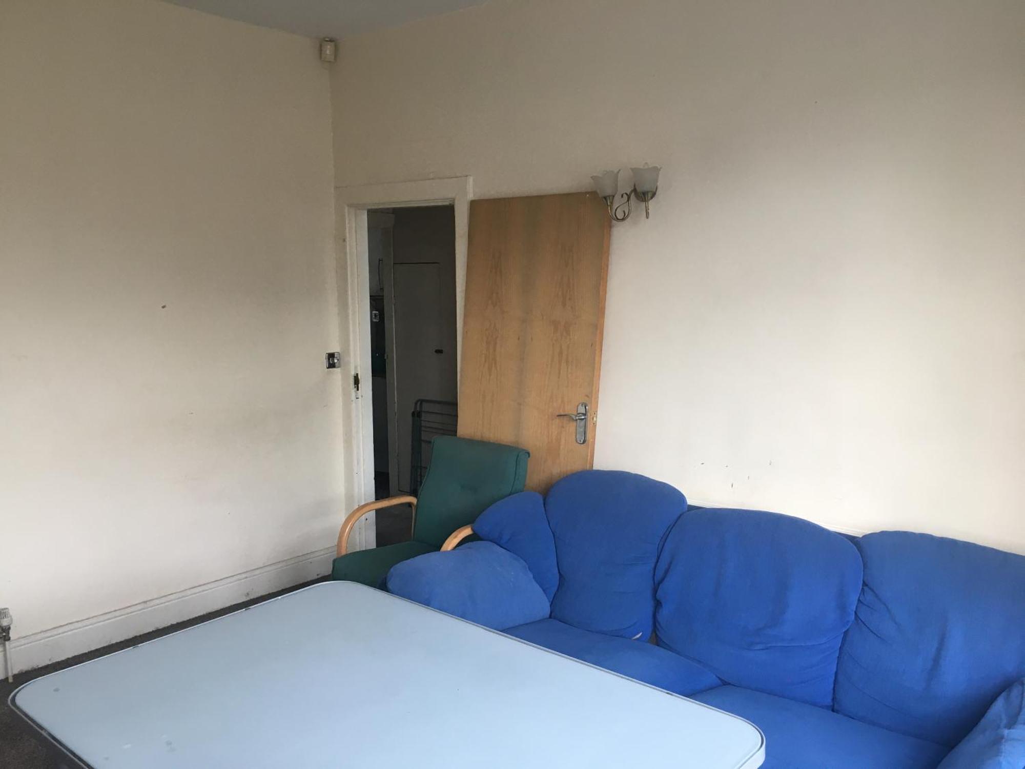 Single Room - Town & University Nearby, 24H Bus, Airport-Linked Manchester Ngoại thất bức ảnh