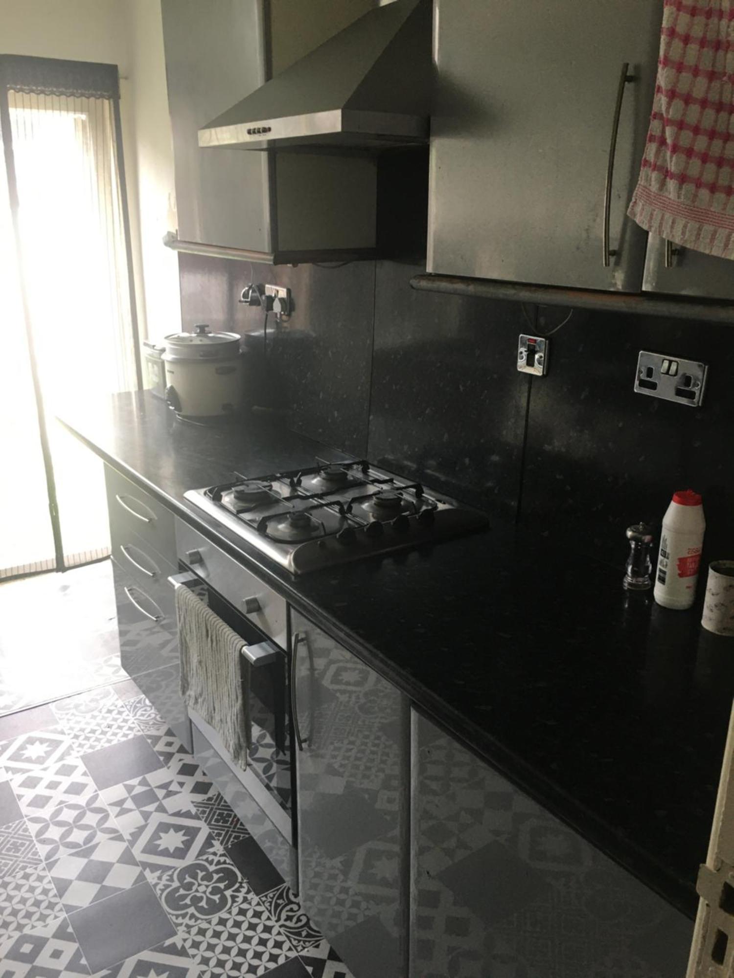Single Room - Town & University Nearby, 24H Bus, Airport-Linked Manchester Ngoại thất bức ảnh