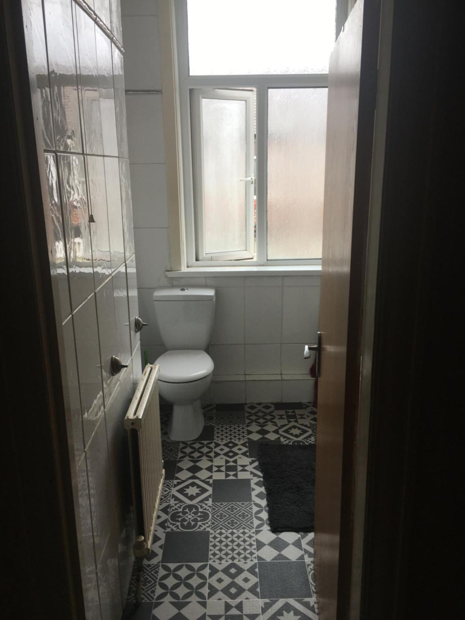 Single Room - Town & University Nearby, 24H Bus, Airport-Linked Manchester Ngoại thất bức ảnh